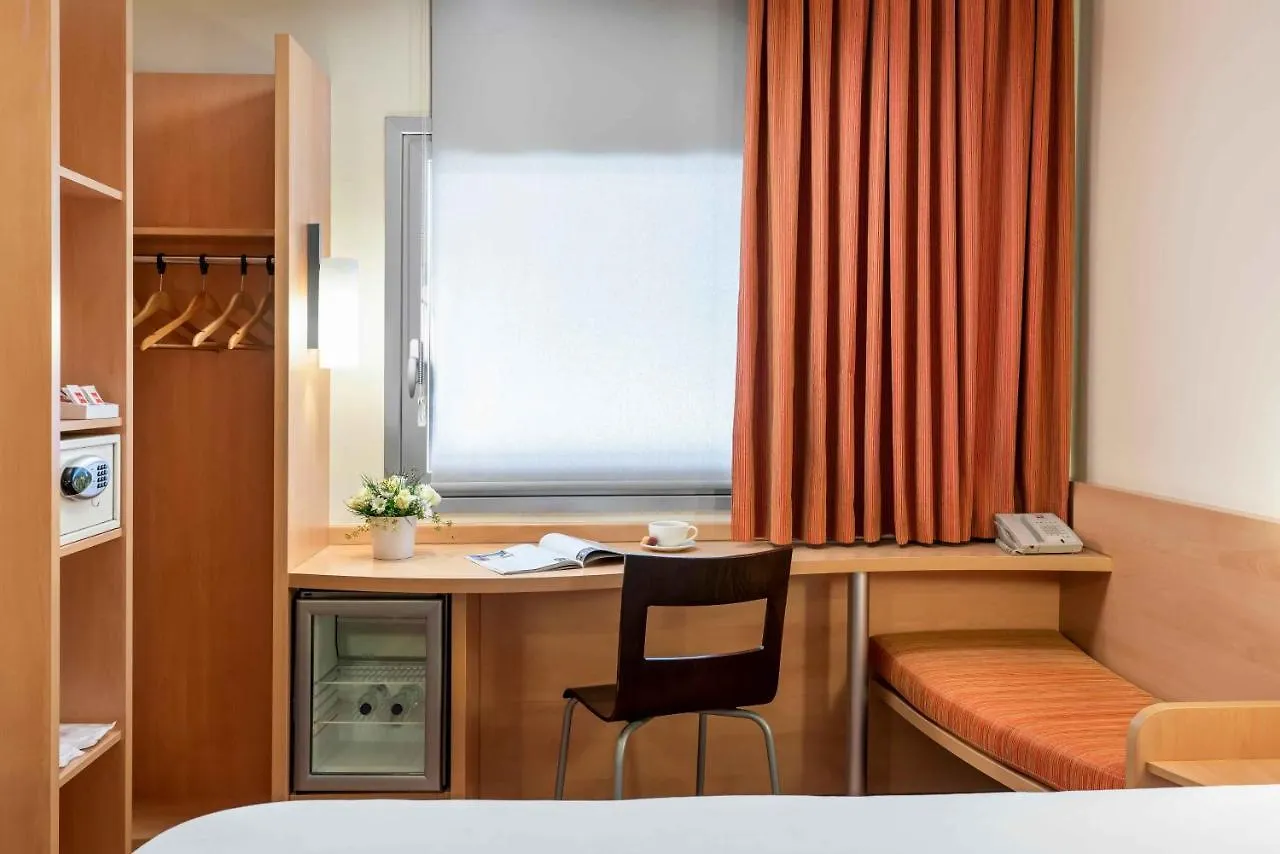 ***  Ibis Izmir Alsancak Hotel Turquia