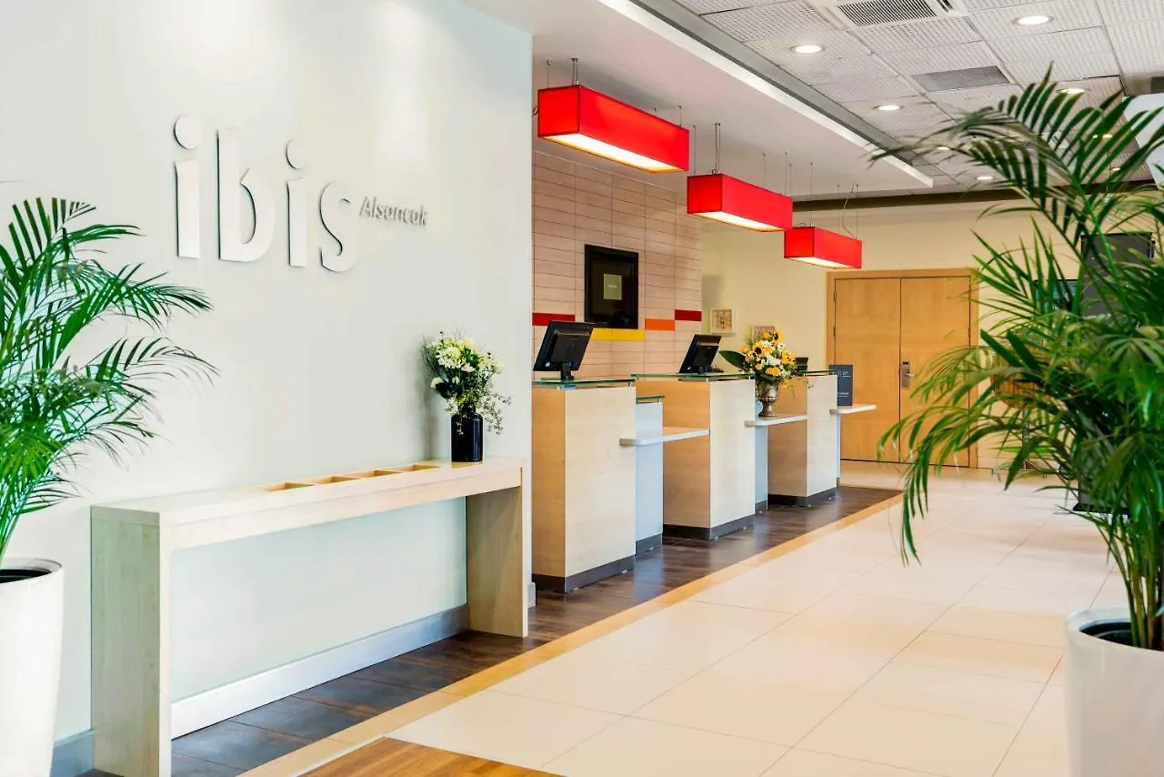 Ibis Izmir Alsancak Hotel