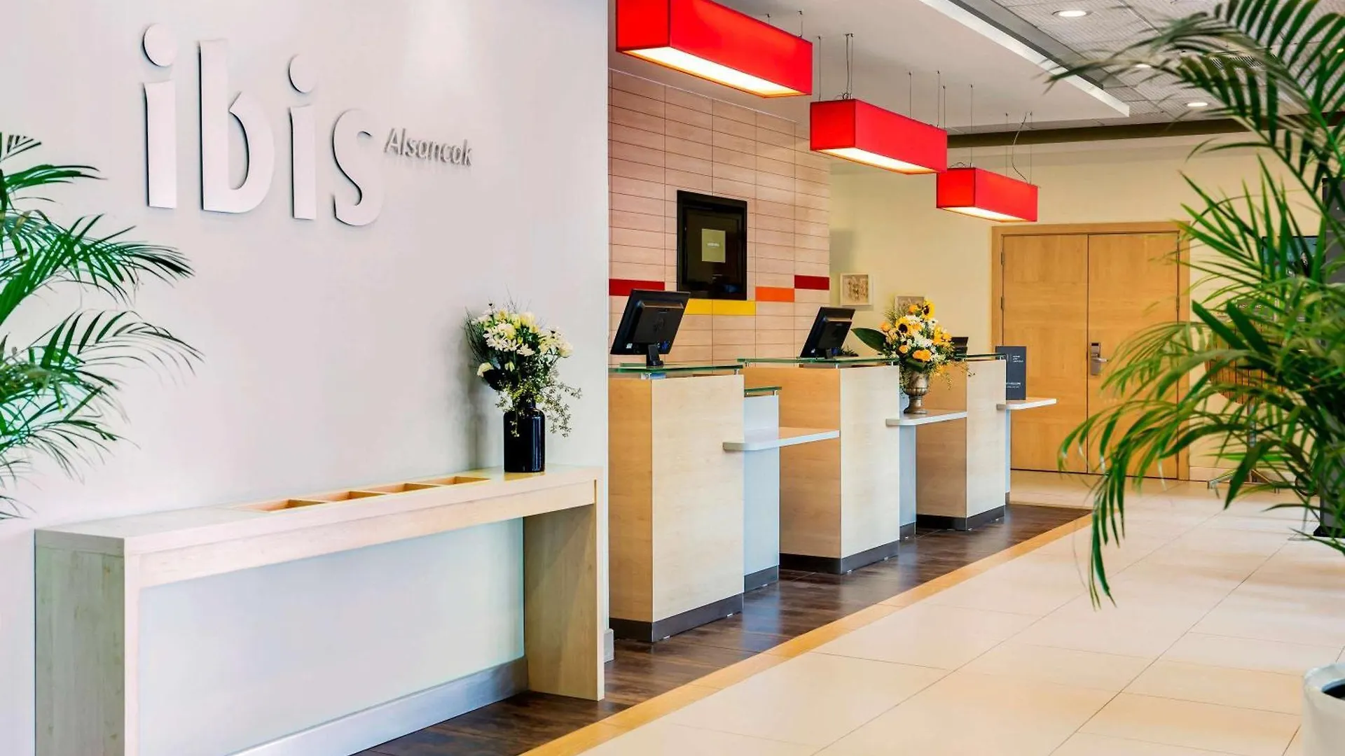 Ibis Izmir Alsancak Hotel
