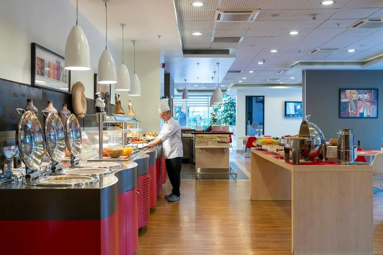 Ibis Izmir Alsancak Hotel