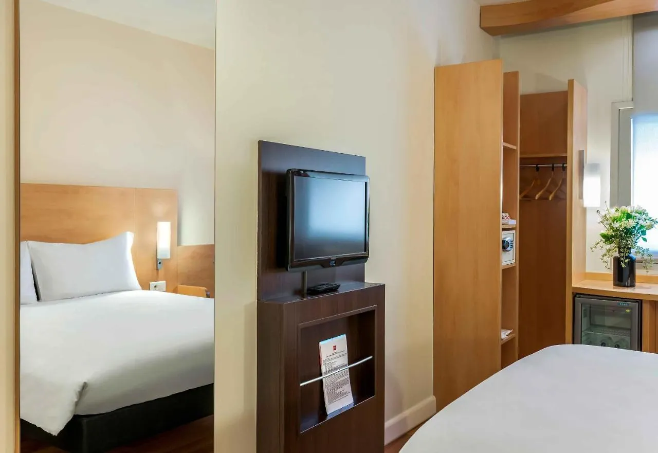 Ibis Izmir Alsancak Hotel
