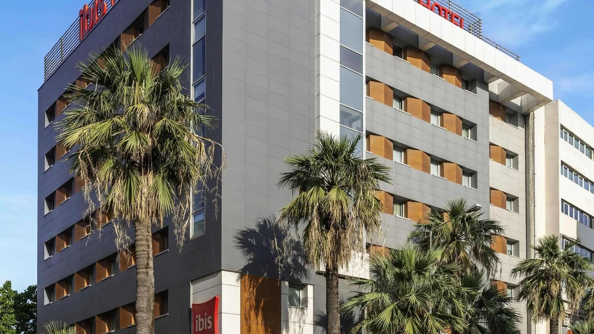 Ibis Izmir Alsancak Hotel 3*,  Turkey