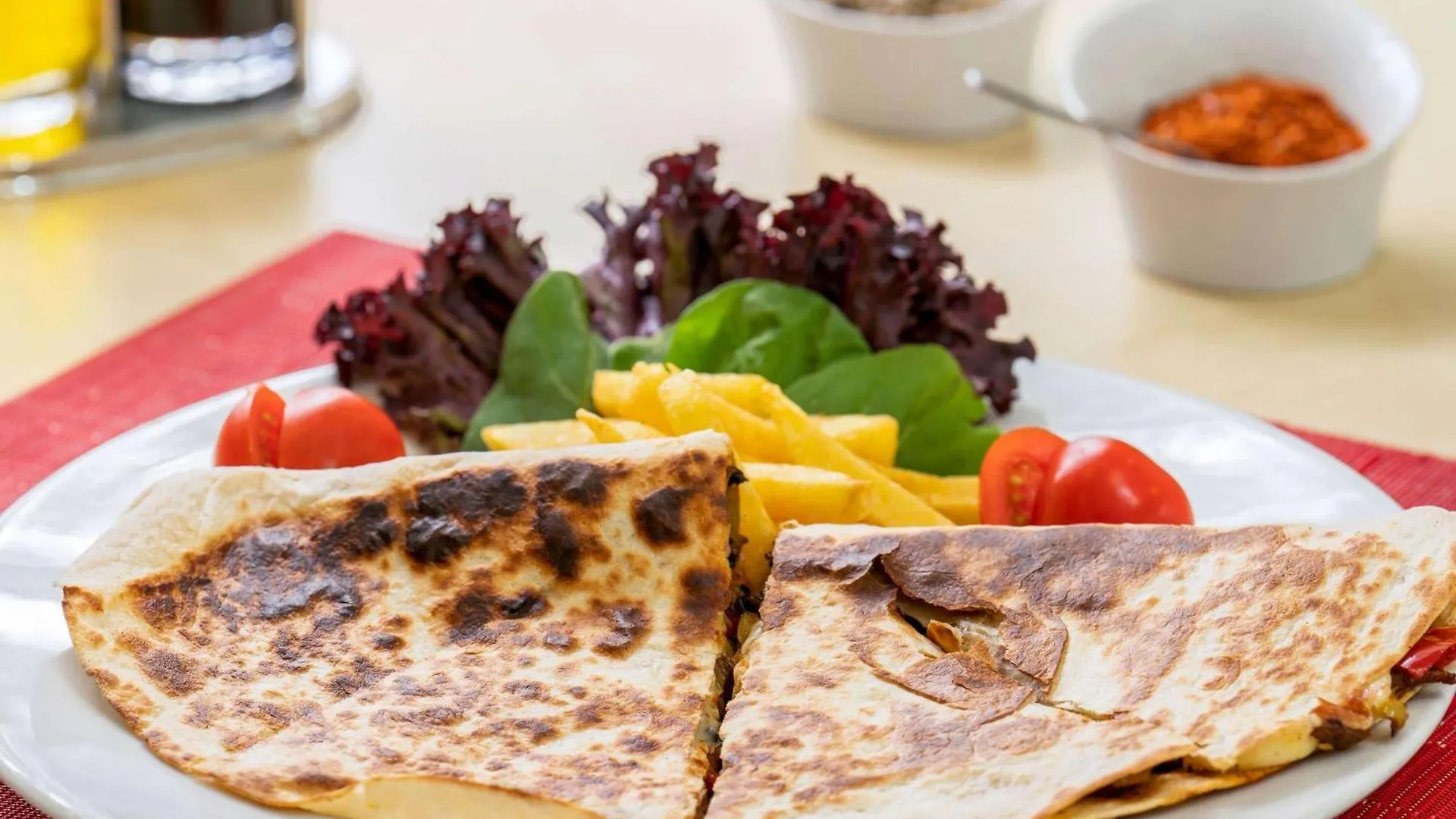 Ibis Izmir Alsancak Hotel