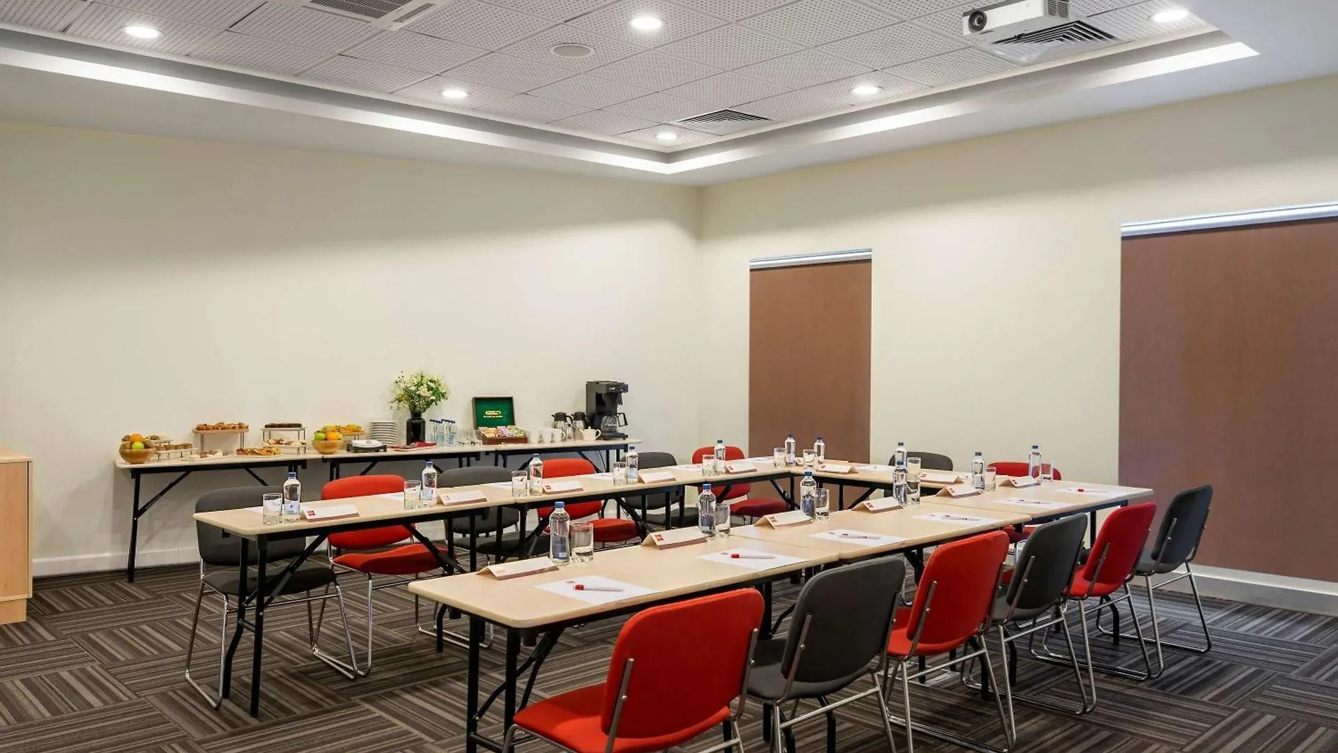 Ibis Izmir Alsancak Hotel