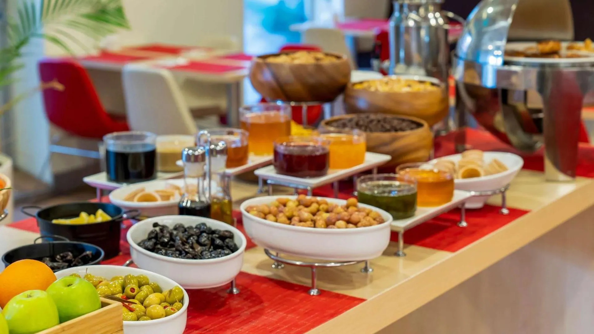 Ibis Izmir Alsancak Hotel