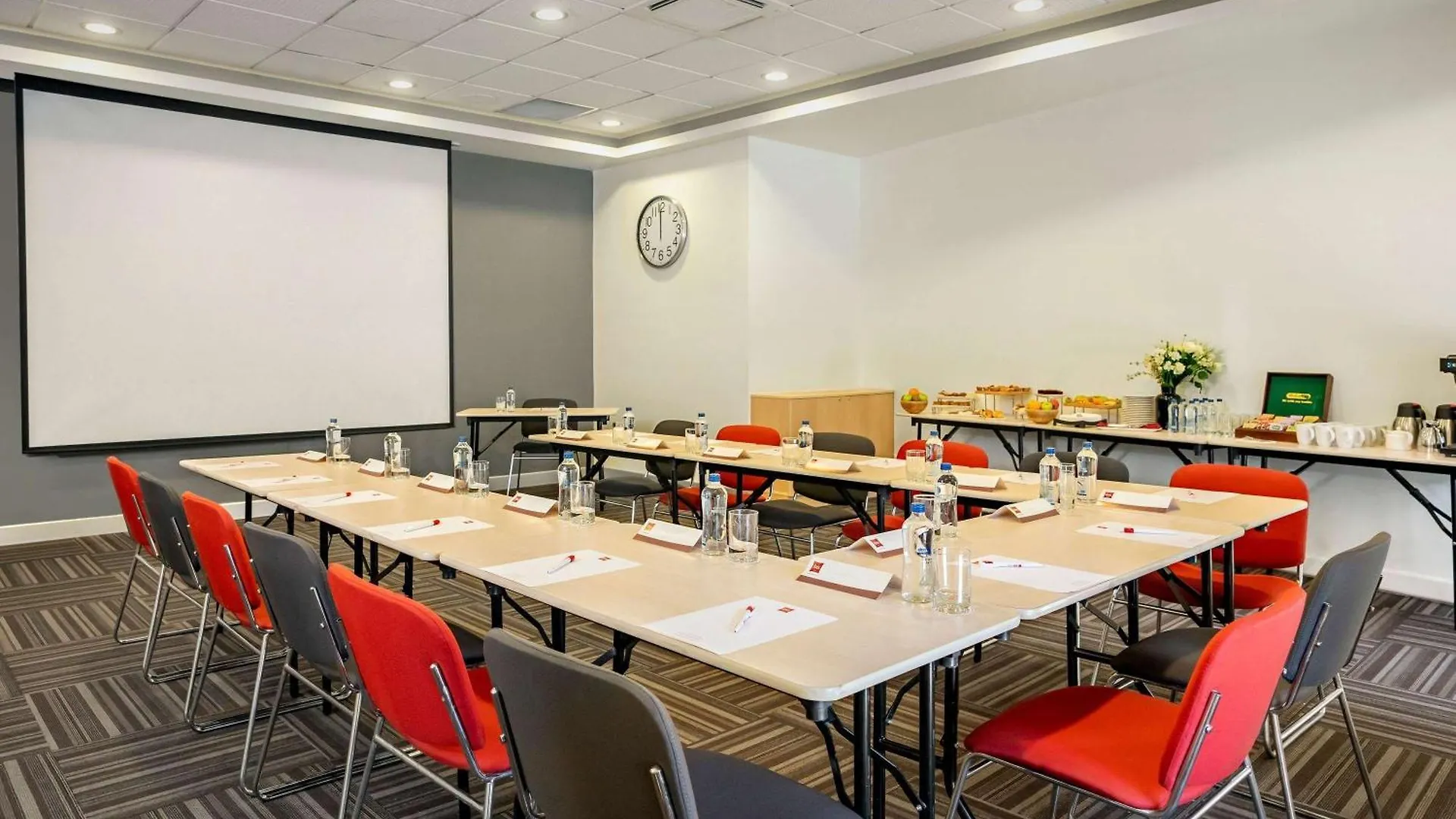 Ibis Izmir Alsancak Hotel 3*,  Turkey